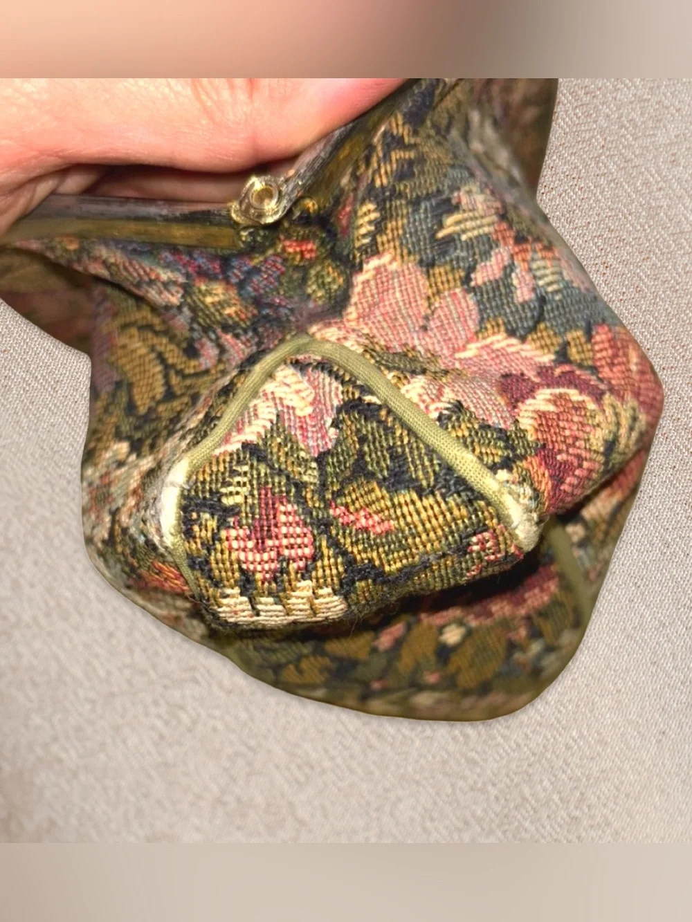 N/A charming floral